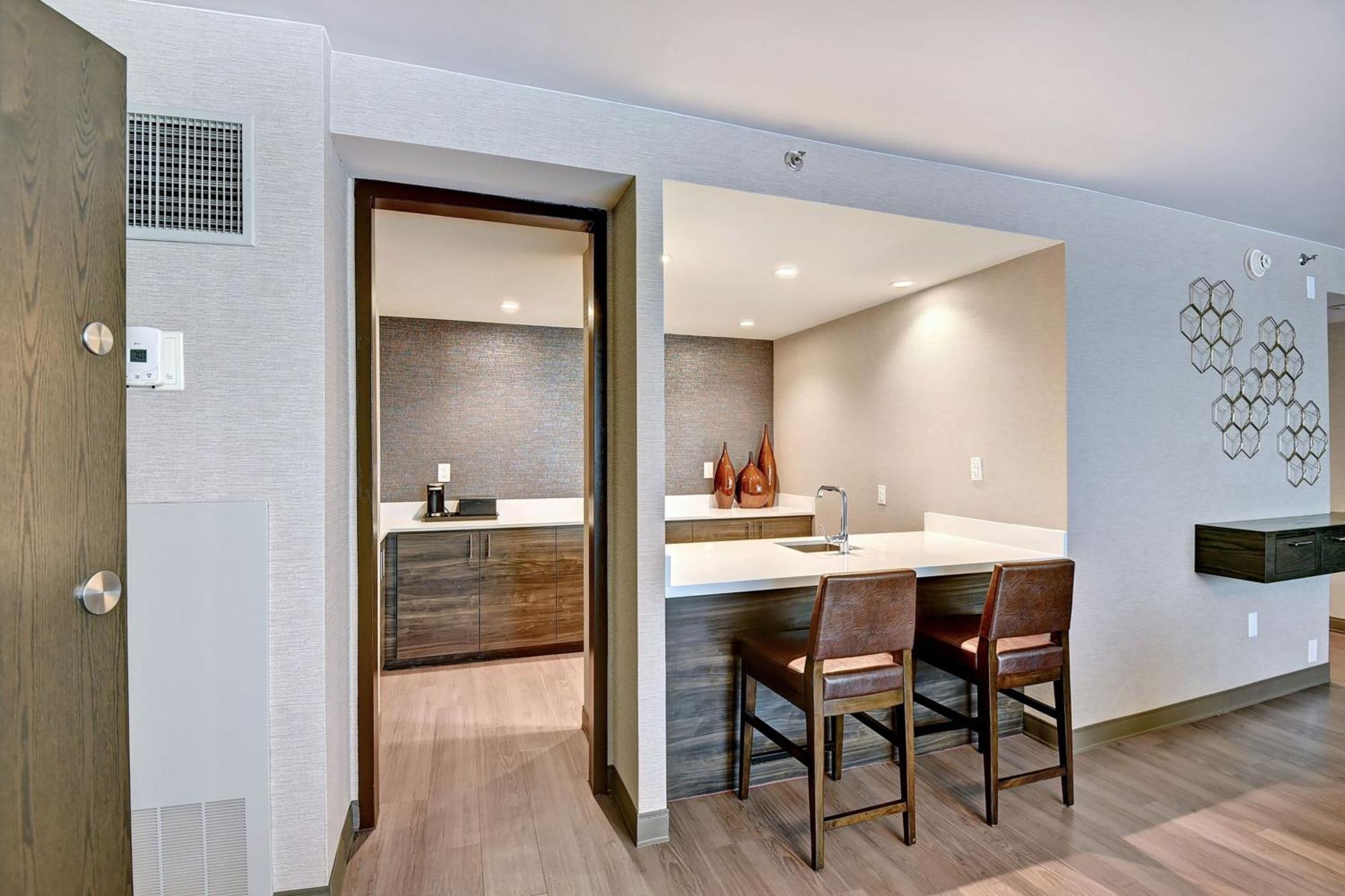 แมริออท ทัลซ่า โฮเต็ล เซาเทิร์น ฮิลส์ Hotel ทัลซา ภายนอก รูปภาพ